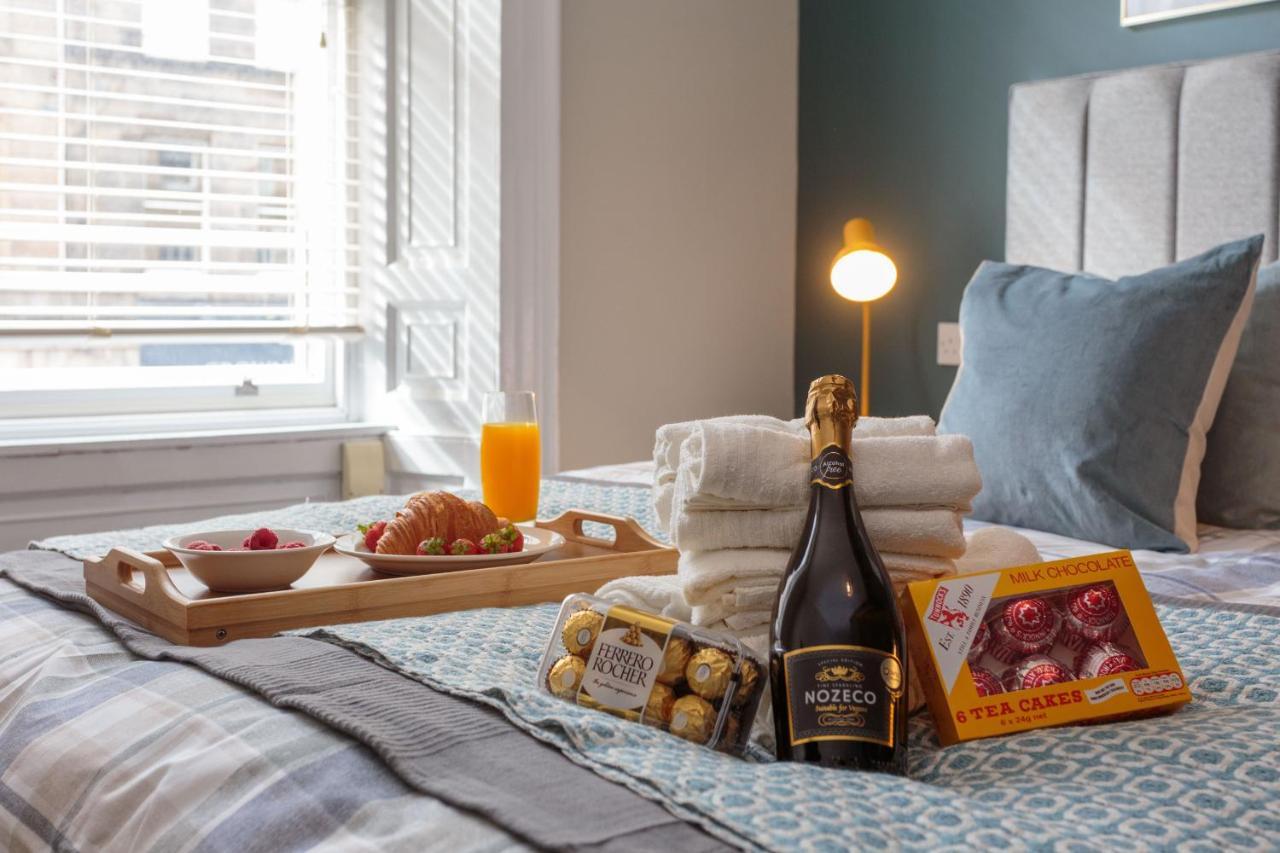 Stylish 2Bed Apartment Underneath Edinburgh Castle Экстерьер фото